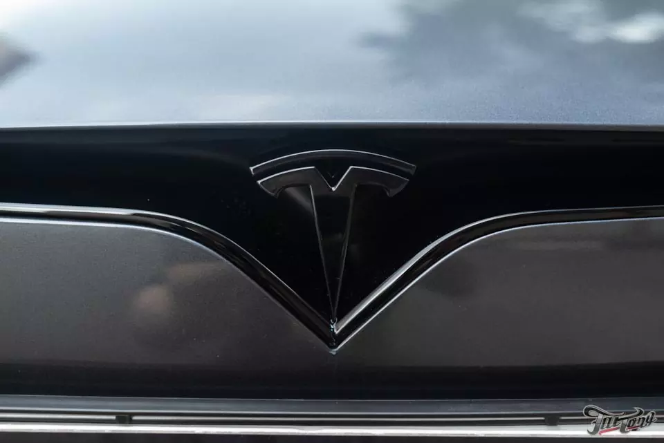 Tesla Model S P100D. Антихром экстерьера!